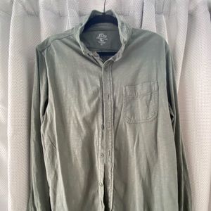 EUC - Men’s large J.Crew button-up slub long sleeve shirt